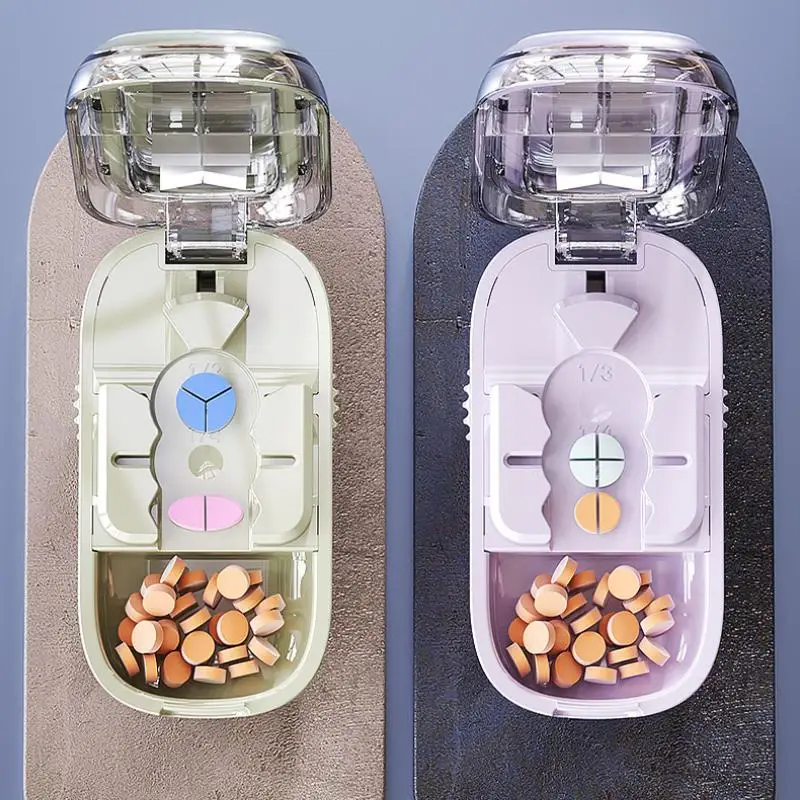 Tablet Splitting Pills Splitter Portable 3IN1 Medicine Cutter Precise Cutting Into Half / Third / Quarter Drug Divider Organizer